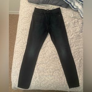 Women's Express skinny high rise denim perfect. Size 10R. Never worn.